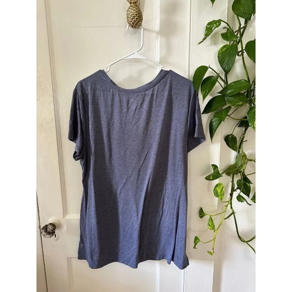 Old Navy active women’s size x-large t-shirt - Picture 5 of 6